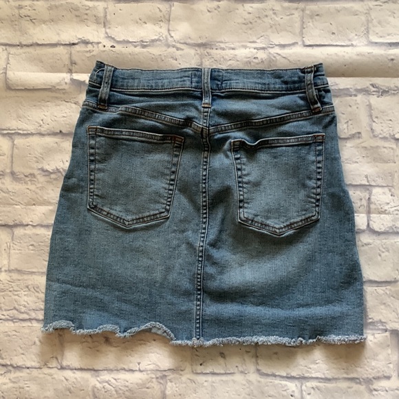 J Crew Mercantile Denim Mini Skirt Cut Off Hem Blue Jean Skirt Size 4 - Picture 6 of 12